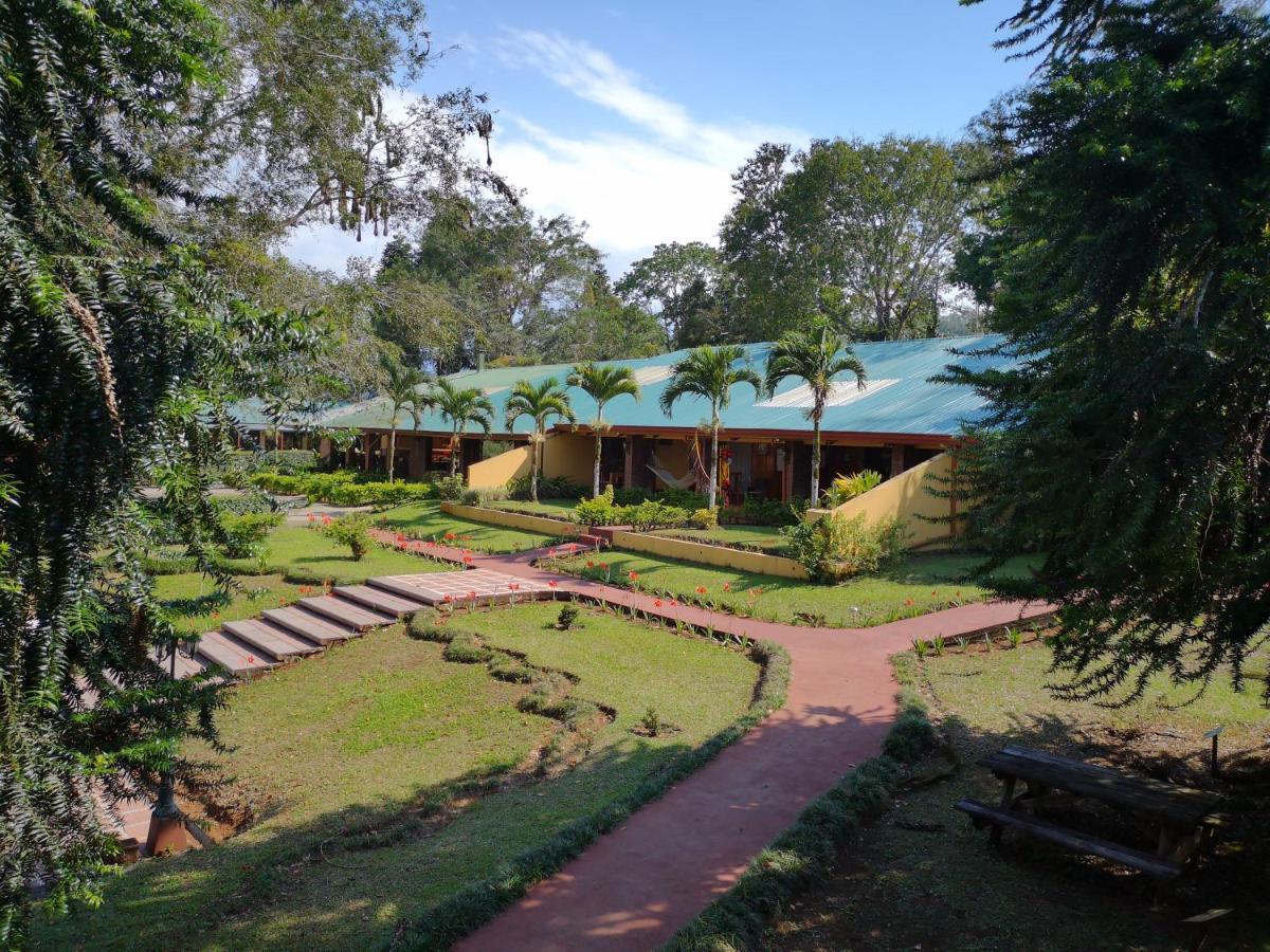 Hotel Villa Florencia Turrialba Exteriör bild
