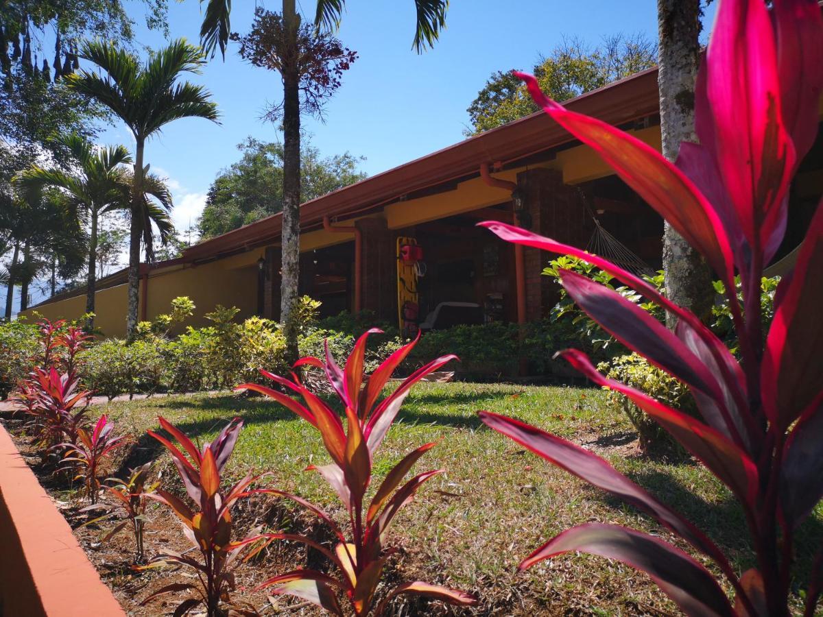 Hotel Villa Florencia Turrialba Exteriör bild