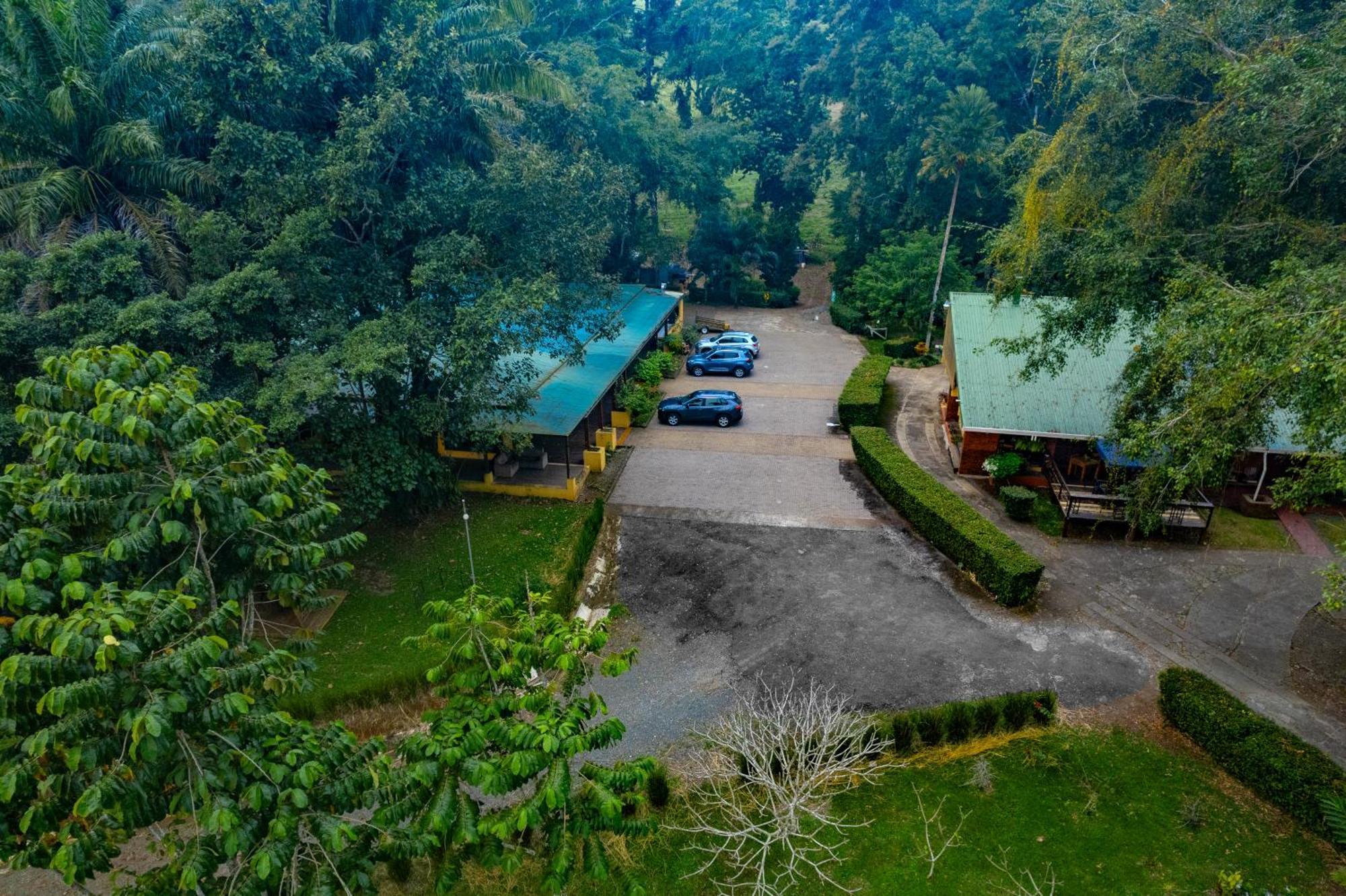 Hotel Villa Florencia Turrialba Exteriör bild