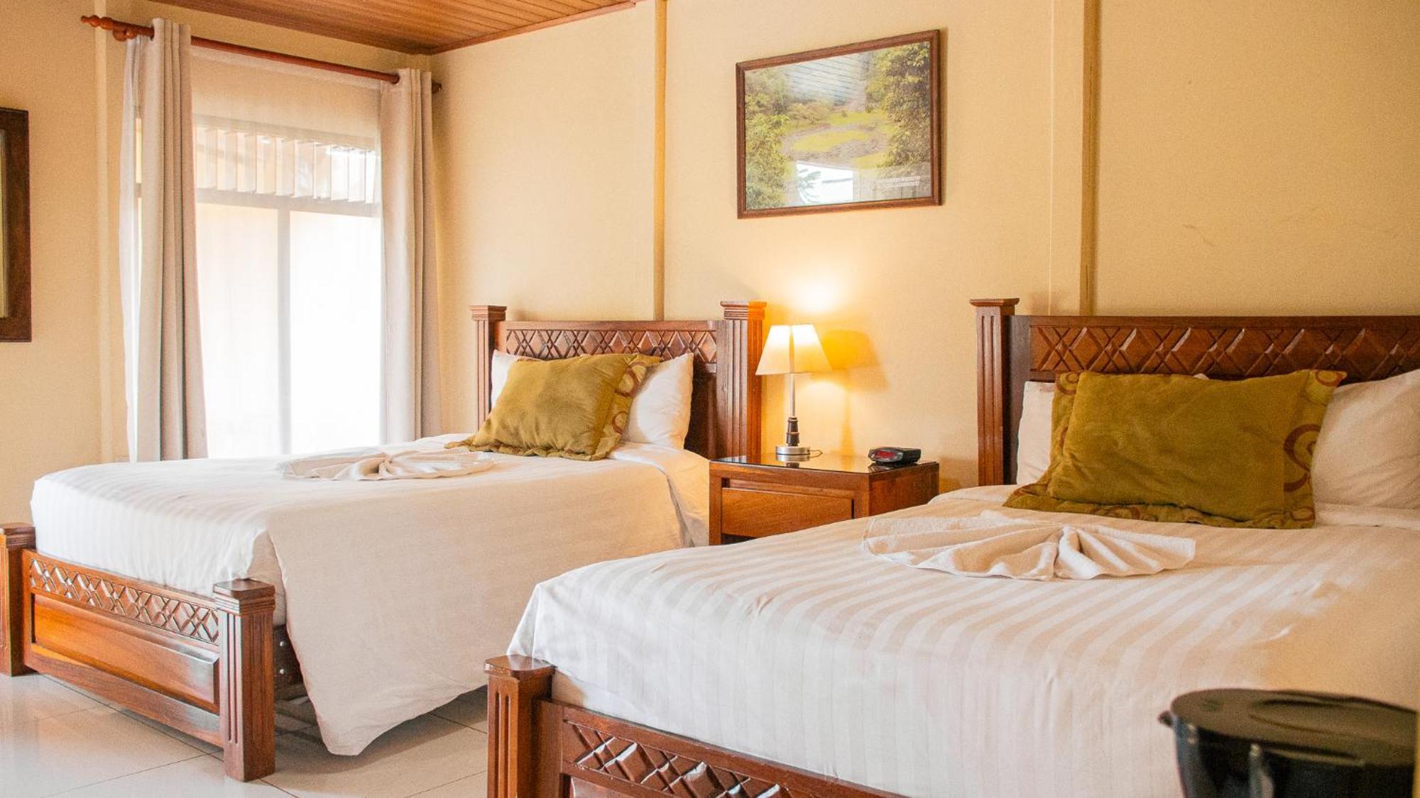 Hotel Villa Florencia Turrialba Exteriör bild